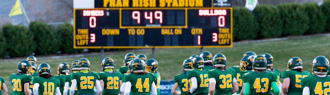 2021: Richland Bombers running onto field before Pasco game